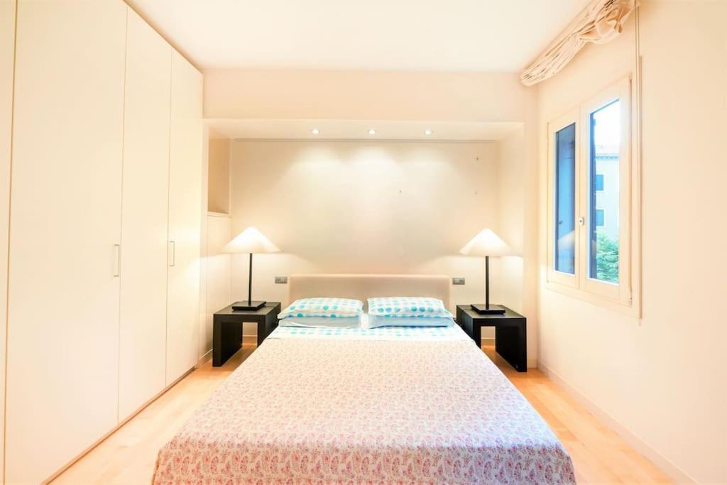 Appartamento Ca' Santa Eufemia, Cozy And Classy, Sleep 4 *